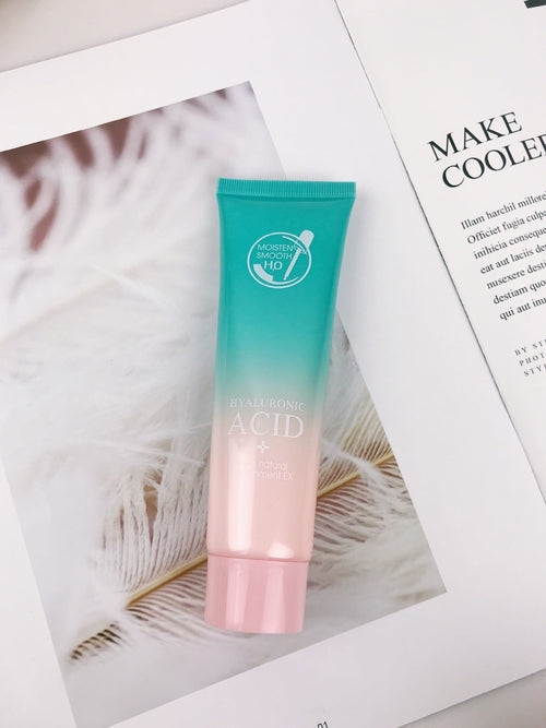 HydraGlow Skincare Set – With Hyaluronic Acid